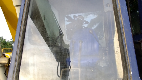 ขาย KOBELCO SK 120 make / รถสวยไม่แพ้ เก่านอกไม่ได้สวยแค่สี ภายในผมดีด้วย ทำงานไม่แพ่ 120 รุ่น 5 แน่นอน