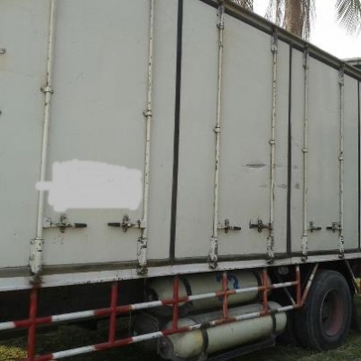 หกล้อHINO MEGA FG.URO2ติดNGV ตู้10 บาน ยาว 7.20 เมตร