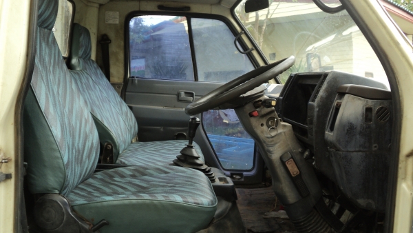 ขาย รถบรรทุก isuzu NPR