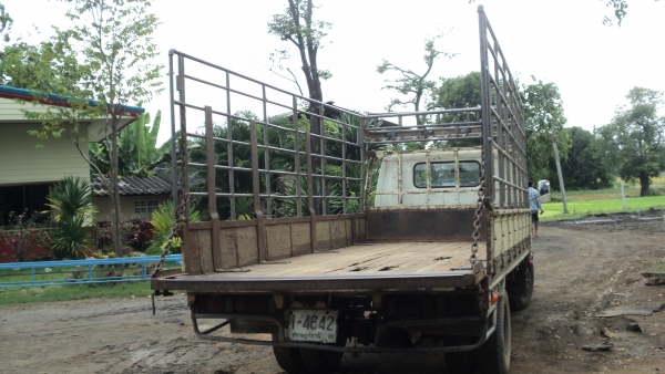 ขาย รถบรรทุก isuzu NPR