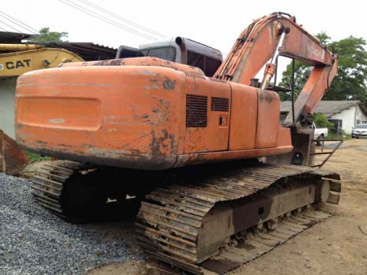 ็HITACHI EX200-2 ไฟฟ้าครบขาดมอเตอร์คันเร่ง รถทำงานอยู่ ็HITACHI EX200-2 ไฟฟ้าครบขาดมอเตอร์คันเร่ง รถทำงานอยู่