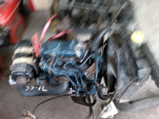 ขายเครื่องแบ็คโฮ 3 สูบเก่าญี่ปุ่นยี่ห้อคูโบต้ารุ่น D722สภาพสวย