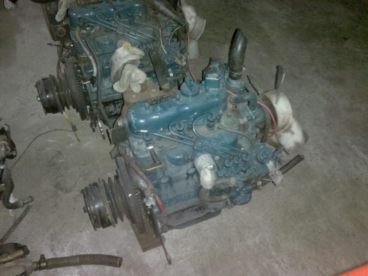 ขายเครื่อง 3 สูบเก่าญี่ปุ่นยี่ห้อคูโบต้ารุ่น D600สภาพสวย