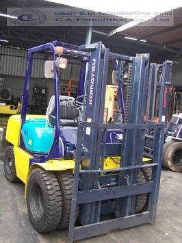 ขาย รถโฟล์คลิฟท์ KOMATSU รุ่น FD30-12