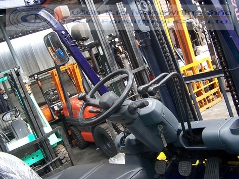 ขาย รถโฟล์คลิฟท์ KOMATSU รุ่น FD30-12