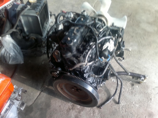 ขายเครื่อง 3 สูบเก่าญี่ปุ่นยี่ห้อมิตซูบิชิ รุ่น L3A ขนาด 15 แรงม้าสภาพสวย