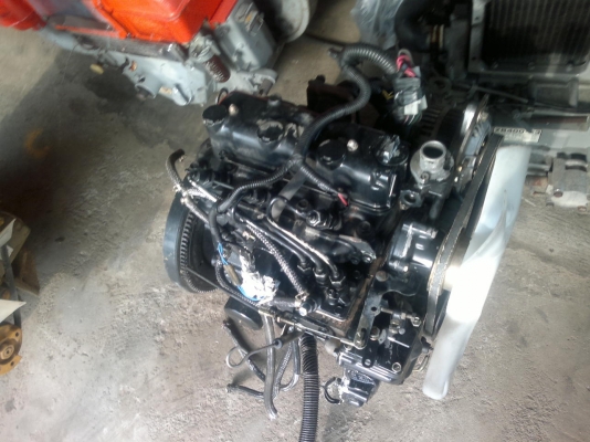 ขายเครื่อง 3 สูบเก่าญี่ปุ่นยี่ห้อมิตซูบิชิ รุ่น L3A ขนาด 15 แรงม้าสภาพสวย