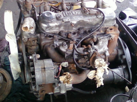 ขายเครื่อง ISUZU c240 ปั้มแถว ใส่รถโฟคลิฟ