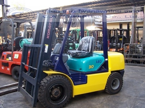ขาย รถโฟล์คลิฟท์ KOMATSU รุ่น FD30-12