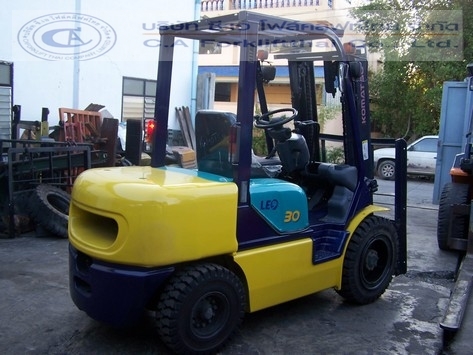 ขาย รถโฟล์คลิฟท์ KOMATSU รุ่น FD30-12