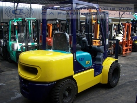 ขาย รถโฟล์คลิฟท์ KOMATSU รุ่น FD30-12