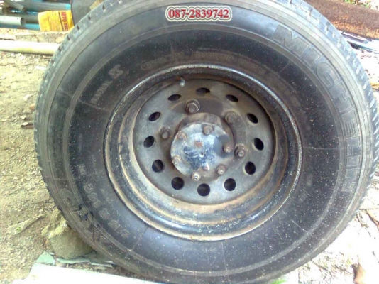 ขาย รถบรรทุก 4 ล้อ ไม่ดัมพ์ พร้อมแถมเพลาลอย 1 ชุด