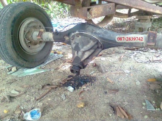 ขาย รถบรรทุก 4 ล้อ ไม่ดัมพ์ พร้อมแถมเพลาลอย 1 ชุด