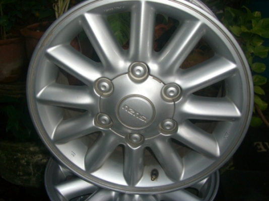 ขอบ 15 ใส่รถกระบะ / รถตู้ NISSAN--MITSUBICHI--ISUZU สภาพ 90\% ขอบ 15 ใส่รถกระบะ / รถตู้ NISSAN--MITSUBICHI--ISUZU สภาพ 90\%