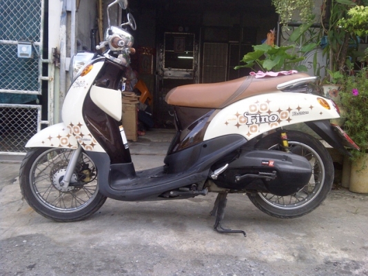 ขาย Fino Classic ปี 54 2011 ขาว-ดำ ไมล์แยก วิ่ง8000โล 25900 บาท