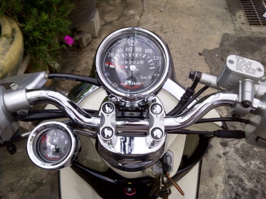 ขาย Fino Classic ปี 54 2011 ขาว-ดำ ไมล์แยก วิ่ง8000โล 25900 บาท