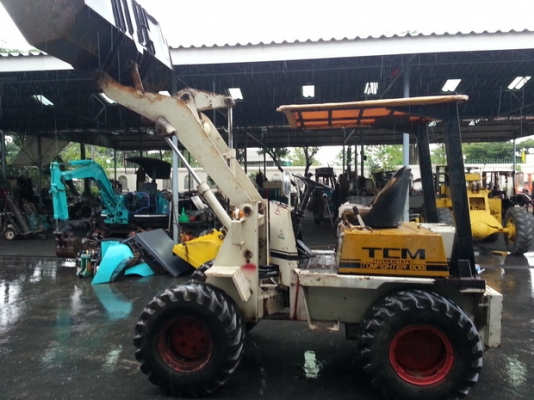 ขาย รถตักล้อยาง TCM รุ่น 808 มือสองญี่ปุ่น