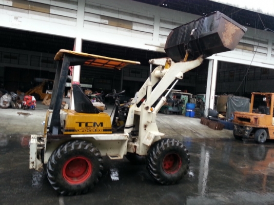 ขาย รถตักล้อยาง TCM รุ่น 808 มือสองญี่ปุ่น ขาย รถตักล้อยาง TCM รุ่น 808 มือสองญี่ปุ่น