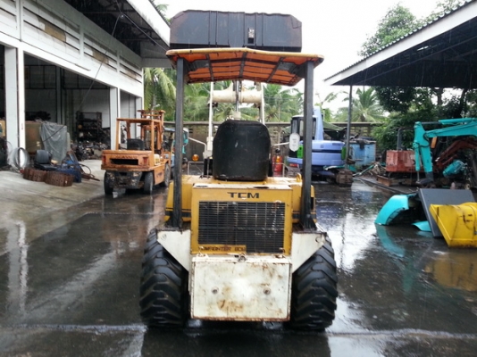 ขาย รถตักล้อยาง TCM รุ่น 808 มือสองญี่ปุ่น ขาย รถตักล้อยาง TCM รุ่น 808 มือสองญี่ปุ่น