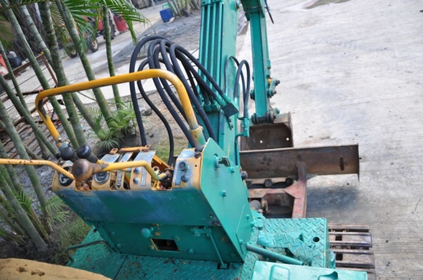 ขาย แบคโฮYANMAR ขนาดpc15 สภาพเดิมๆจากญี่ปุ่น พร้อมใช้ ขาย165,000บาท!!!