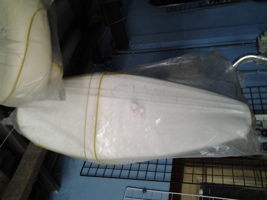 ขายเบาะแต่ง c70 เป็นเบาะใหม่คับ และเบาะเดิมซี70คับราคาเท่ากันคับ และเบาะแต่งชาลี เบาะเดิมชาลี