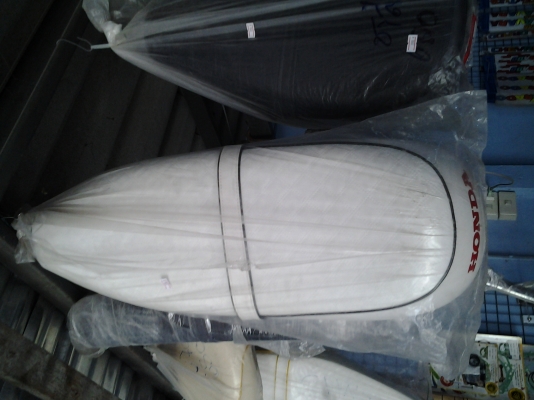 ขายเบาะแต่ง c70 เป็นเบาะใหม่คับ และเบาะเดิมซี70คับราคาเท่ากันคับ และเบาะแต่งชาลี เบาะเดิมชาลี