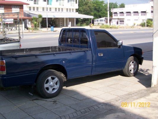 รถกะบะ ISUZU ปี 95 สีน้ำเงิน