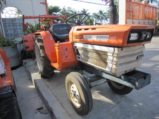 ขาย รถไถนานั่งขับ 16แรง KUBOTA  รุ่น B1600 มือสองญี่ปุ่น