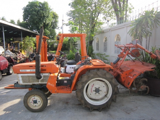 ขาย รถไถนานั่งขับ 16แรง KUBOTA  รุ่น B1600 มือสองญี่ปุ่น