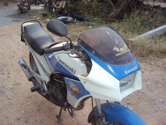 ขายรถคาวาซาซิar125ตามสภาพไม่มีทะเบียน