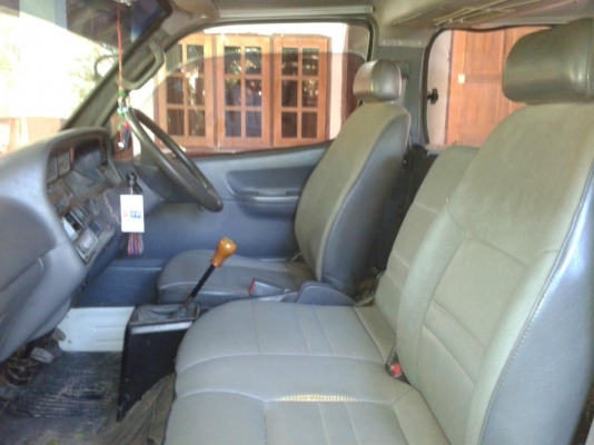 ขาย รถตู้ หลังคาเตี่ย โหลมาเลย 0832926810 bank ขาย รถตู้ หลังคาเตี่ย โหลมาเลย 0832926810 bank