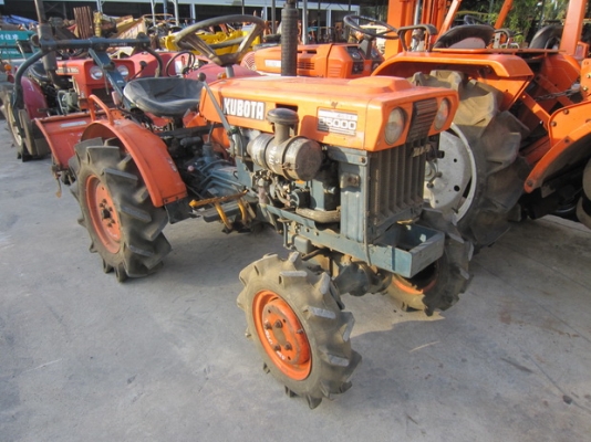 ขาย รถไถนานั่งขับ  KUBOTA  รุ่น B5000 มือสองญี่ปุ่น