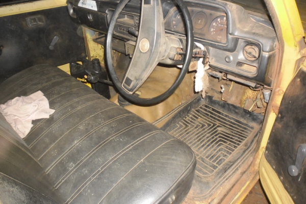 **ปรับราคา ต่ำกว่าทุน!!!! จะหมุนเงินครับ ขาย กระบะ คลาสสิค หายาก ม้ากระโดดไฟกลม 5 ขอ TOYOTA RN30 เครื่องเบนซิล 12R เดิมจัด ช่วงล่างสวย ไม่ผุ กระบะผุนิดๆ ภายในสวย คอนโซลครบ พื้นไม่ผุ ไม่แอร์ ไม่พาวเวอร์ สีไม่สวย หน้าเดิมๆ รถราชการ ***ขายแล้วครับขอบคุณ Truc