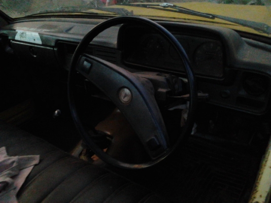 **ปรับราคา ต่ำกว่าทุน!!!! จะหมุนเงินครับ ขาย กระบะ คลาสสิค หายาก ม้ากระโดดไฟกลม 5 ขอ TOYOTA RN30 เครื่องเบนซิล 12R เดิมจัด ช่วงล่างสวย ไม่ผุ กระบะผุนิดๆ ภายในสวย คอนโซลครบ พื้นไม่ผุ ไม่แอร์ ไม่พาวเวอร์ สีไม่สวย หน้าเดิมๆ รถราชการ ***ขายแล้วครับขอบคุณ Truc