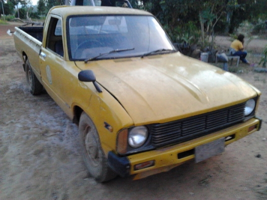 **ปรับราคา ต่ำกว่าทุน!!!! จะหมุนเงินครับ ขาย กระบะ คลาสสิค หายาก ม้ากระโดดไฟกลม 5 ขอ TOYOTA RN30 เครื่องเบนซิล 12R เดิมจัด ช่วงล่างสวย ไม่ผุ กระบะผุนิดๆ ภายในสวย คอนโซลครบ พื้นไม่ผุ ไม่แอร์ ไม่พาวเวอร์ สีไม่สวย หน้าเดิมๆ รถราชการ ***ขายแล้วครับขอบคุณ Truc