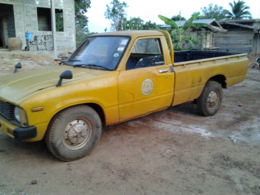 **ปรับราคา ต่ำกว่าทุน!!!! จะหมุนเงินครับ ขาย กระบะ คลาสสิค หายาก ม้ากระโดดไฟกลม 5 ขอ TOYOTA RN30 เครื่องเบนซิล 12R เดิมจัด ช่วงล่างสวย ไม่ผุ กระบะผุนิดๆ ภายในสวย คอนโซลครบ พื้นไม่ผุ ไม่แอร์ ไม่พาวเวอร์ สีไม่สวย หน้าเดิมๆ รถราชการ ***ขายแล้วครับขอบคุณ Truc