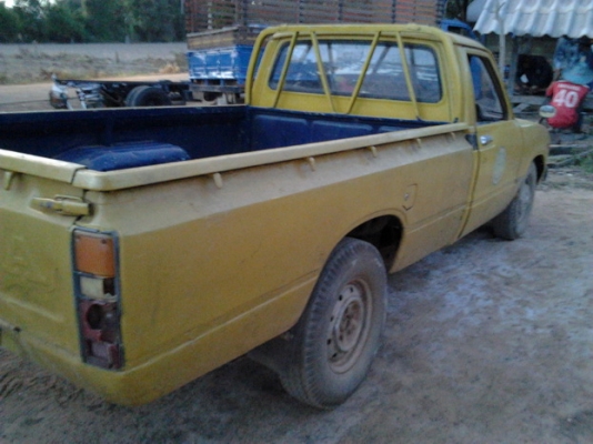 **ปรับราคา ต่ำกว่าทุน!!!! จะหมุนเงินครับ ขาย กระบะ คลาสสิค หายาก ม้ากระโดดไฟกลม 5 ขอ TOYOTA RN30 เครื่องเบนซิล 12R เดิมจัด ช่วงล่างสวย ไม่ผุ กระบะผุนิดๆ ภายในสวย คอนโซลครบ พื้นไม่ผุ ไม่แอร์ ไม่พาวเวอร์ สีไม่สวย หน้าเดิมๆ รถราชการ ***ขายแล้วครับขอบคุณ Truc