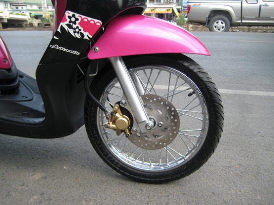 FINO สีชมพู-ดำ เครื่องเดิมเงียบมาก ราคาถูกสวยสุด