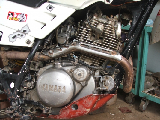 ขาย serow 225 ติดต่อ 0831113623