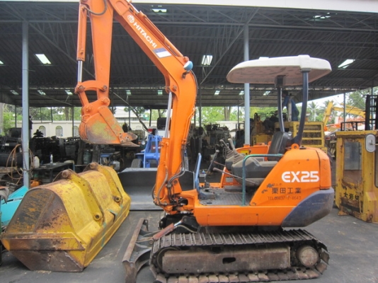 ขาย รถขุดเล็ก HITACHI  รุ่น EX25 แทร็กเหล็ก มือสองญี่ปุ่น