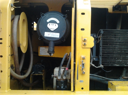 ขายด่วน  KOMATSU  PC200-8  เอกสารเล่มทะเบียน
