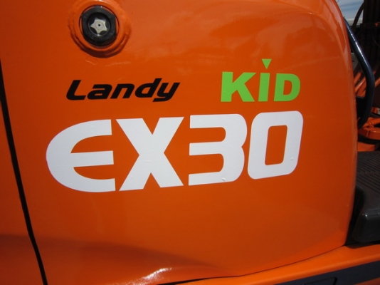 ขาย รถขุดเล็ก HITACHI รุ่น EX30 แทร็กเหล็ก มือสองญี่ปุ่น ขาย รถขุดเล็ก HITACHI รุ่น EX30 แทร็กเหล็ก มือสองญี่ปุ่น