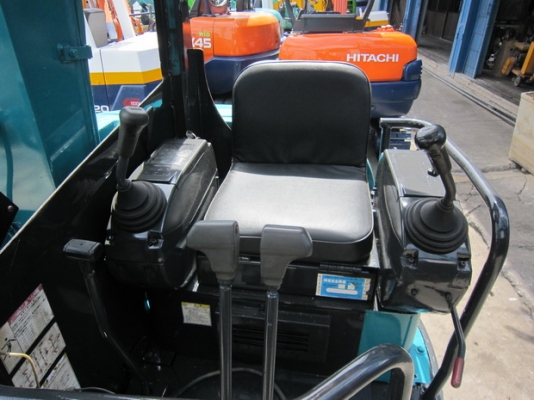 ขาย รถขุดเล็ก KOBELCO  รุ่น SK30UR-2- แทร็กยาง มือสองญี่ปุ่น