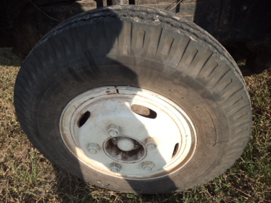 ขายรถอีซูซุ6ล้อเทเลอร์ เข็นรถเกียวและแม็กโครุ่น60 สภาพสวยราคาถูกๆพร้อมใช้