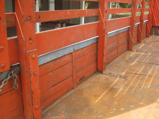 หกล้อกลาง ISUZU KS 110 เครื่องดีคอกไม้สวยทะเบียนพร้อมโอน