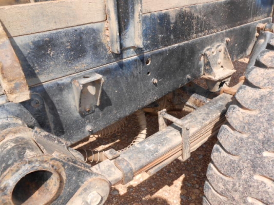 ขาย 4 ล้อ  ดั้ม TOYOTA  Dyna  200 เครื่องเดิม 11B เครื่องดี แซทซีสวย