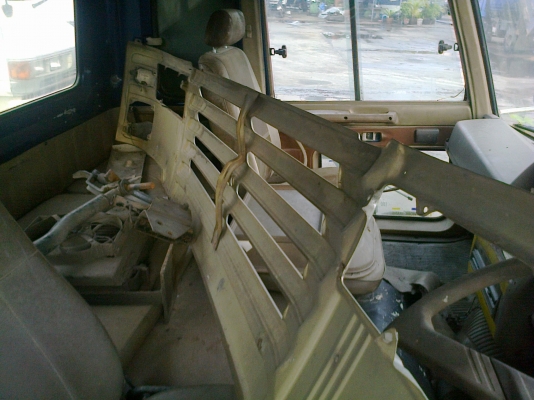 ขาย...หัวเก๋งสิบล้อหัวนอก 3ใบปัด ตามสภาพ อุปกรณืมีครบ