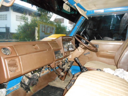 ขาย 6 ล้อ  ดั้ม TOYOTA  Dyna  200 เครื่องเดิม 11B เครื่องดี แซทซีสวย