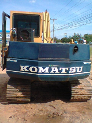 ขายรถแบคโฮ Komatsu PC 60-5 ขายตามสภาพ