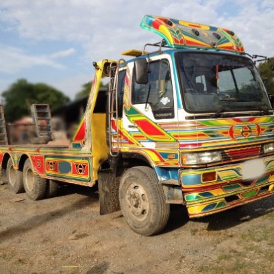 เทรเลอร์บรรทุกรถเกี่ยว HINO 10 ล้อ 2 เพลา.